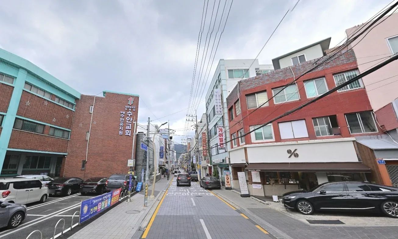 동래시장 오거리 인근 유동많은 1층 상가임대